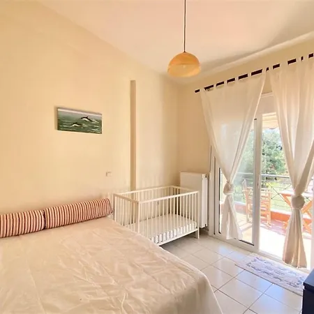 Pine 2 Bedrooms 50 Meters To The Kalyves Polygyrou